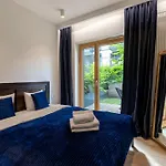 Daire Urban Chic - Luxury 2-bedroom, Mennica