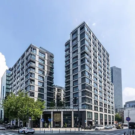 Urban Chic - Luxury 2-bedroom, Mennica Lejlighed *