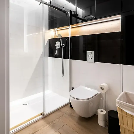 Appartement Golden - Two Bedrooms Luxury In The Center - Mennica *