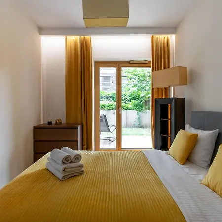 Appartement Golden - Two Bedrooms Luxury In The Center - Mennica Varsovie
