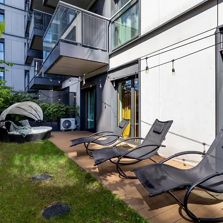 Golden - Two Bedrooms Luxury In The Center - Mennica *