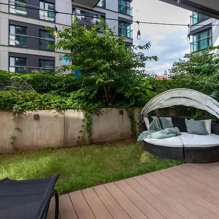 Golden - Two Bedrooms Luxury In The Center - Mennica Appartement *