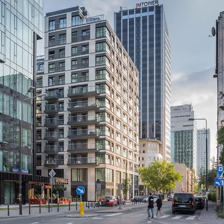 Urban Chic - Luxury 2-bedroom, Mennica *