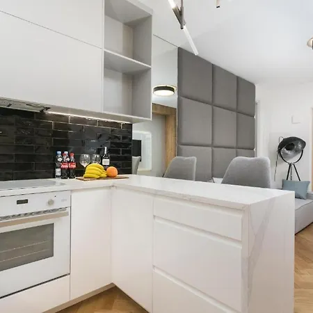 Golden - Two Bedrooms Luxury In The Center - Mennica Appartement Varsovie