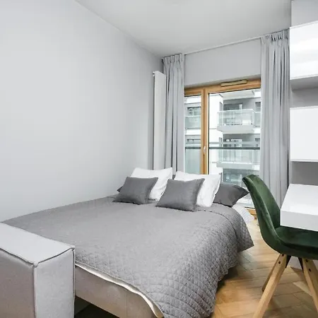 Appartement Urban Chic - Luxury 2-bedroom, Mennica