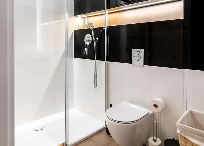 Apartment Urban Chic - Luxury 2-bedroom, Mennica *