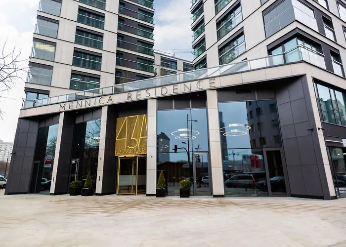 Urban Chic - Luxury 2-bedroom, Mennica Apartment *