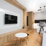 Apartament Urban Chic - Luxury 2-bedroom, Mennica Warszawa