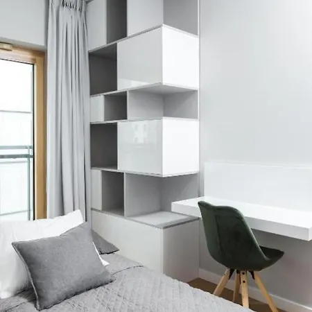 Urban Chic - Luxury 2-bedroom, Mennica * Warszawa