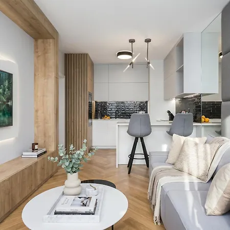 Lejlighed Urban Chic - Luxury 2-bedroom, Mennica *